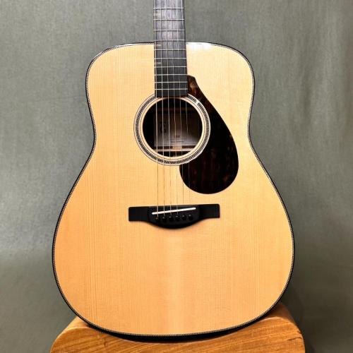 YAMAHA FG7 R 