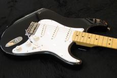 Fender Jimi Hendrix VooDoo Stratocaster BLK 1997年製_6