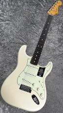 Fender FSR  American Professional Classic Stratocaster / Olympic Pearl #US25110639 ≒3.39kg_2