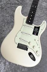 Fender FSR  American Professional Classic Stratocaster / Olympic Pearl #US25110639 ≒3.39kg_3