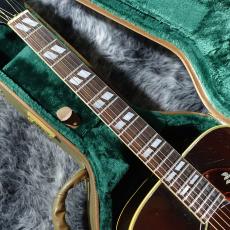Gibson Dove Sunburst 1969_4