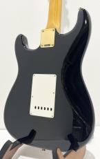 Fender Limited Edition American Vintage II 1961 Stratocaster Gold Hardwear / Black_6