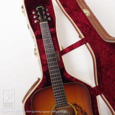 Collings CW Mh A Sunburst Varnish Finish_8