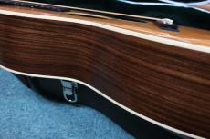 Martin Martin 00-28 / Old Decal Logo・14F-Joint・Schaller Open Back Peg・Herringbone Binding・Diamond Inlay・Solid Sitka Spruce Top・Solid Indian Rosewood Side and Back・With L.R.Baggs Element【With Original Hard Ca_3