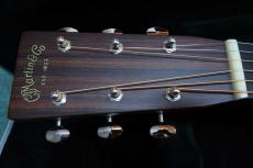 Martin Martin 00-28 / Old Decal Logo・14F-Joint・Schaller Open Back Peg・Herringbone Binding・Diamond Inlay・Solid Sitka Spruce Top・Solid Indian Rosewood Side and Back・With L.R.Baggs Element【With Original Hard Ca_7