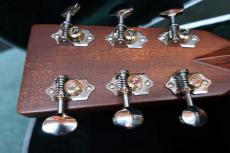 Martin Martin 00-28 / Old Decal Logo・14F-Joint・Schaller Open Back Peg・Herringbone Binding・Diamond Inlay・Solid Sitka Spruce Top・Solid Indian Rosewood Side and Back・With L.R.Baggs Element【With Original Hard Ca_14