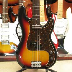 Fender Japan PB62