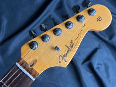 Fender American Ultra Luxe Vintage '60s Stratocaster , Rosewood Fingerboard, Ice Blue Metallic_7