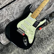 Fender Limited Edition Vintera II Road Worn 60s Stratocaster Maple Fingerboard Black