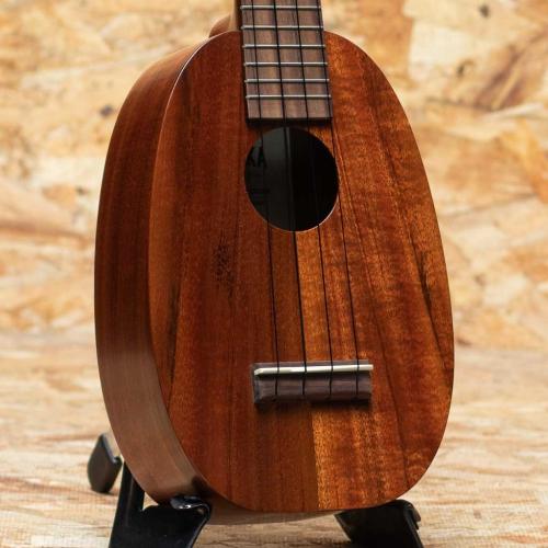 Kamaka HP-1L Soprano Long Pineapple