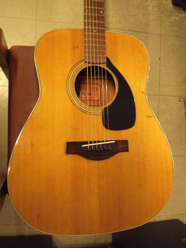 YAMAHA FG-180 (1968)