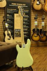 Fender ★セール対象品★Player II Precision Bass , Maple Fingerboard / Hialeah Yellow_9
