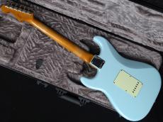 Fender Limited Edition Vintera II Road Worn '60s Stratocaster Sonic Blue_6