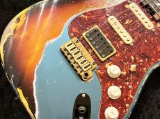 Shue Guitars New Classic S TM80 Gold Hardware / Lake Placid Blue over Sunburst_3