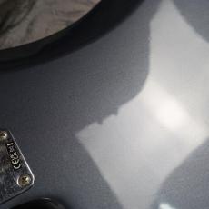 Fender Limited Edition Vintera II Road Worn '60s Precision Bass Charcoal Frost Metallic_7