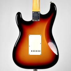Fender Limited Edition Vintera II Road Worn 60s Stratocaster -3 Color Sunburst-【3.49kg】_3