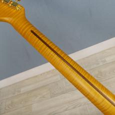 Fender Dealer Exclusive American Vintage II 1957 Stratocaster Flame Maple Fingerboard White Blonde_9