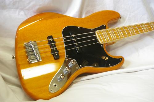 Squier Vintage Modified Jazz Bass '70s