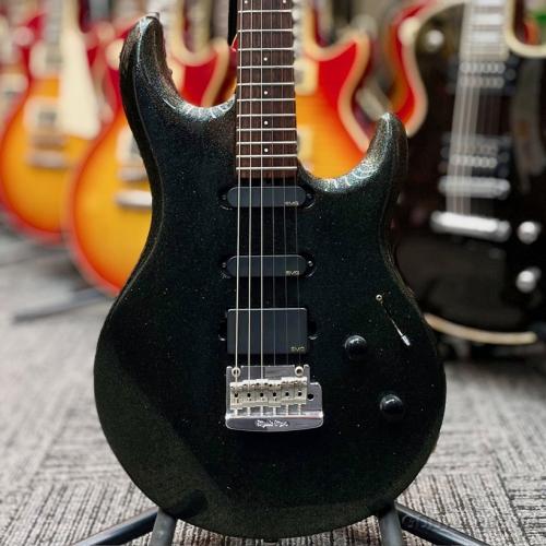 MUSIC MAN LUKE II -Black Sparkle- 2001年製