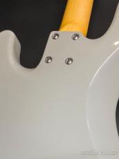 Mike Lull Custom Guitars 【Big Sale!!】V4 -Porsche Chalk/Matching Head-【3.64kg】【Alder Body】_8