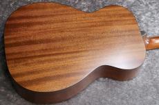 Martin 【入荷しました!!】0-10E Retro Jason Isbell #3098541 【マホガニー単板】【エレアコ】【池袋店在庫品】_11