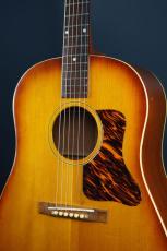 Gibson J-35 Shaded Cherry Edgeburst_3
