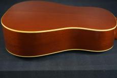 Gibson J-35 Shaded Cherry Edgeburst_15