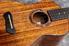 Leaf Instruments Teriha ～照り葉～ #306【テナーウクレレ】【黒赤染色バールヘッド・銀箔入りロゼッタ】【池袋店在庫品】_3