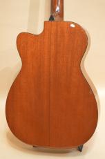 Martin Custom 00-18V Cutaway　2010年製_9