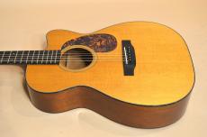 Martin Custom 00-18V Cutaway　2010年製_12