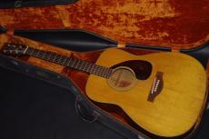 YAMAHA FG-220_2