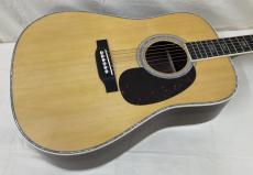 Martin D-41 Standard