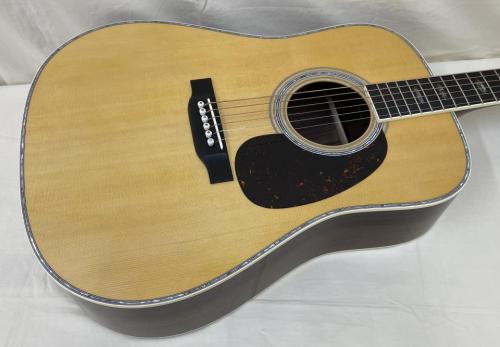 Martin D-41 Standard