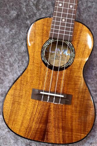 KUMU Ukulele CG-55A #A25040083【コンサート】【ハワイアンコア使用】【現物写真】【池袋在庫品】