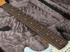 Fender Limited Edition Vintera II Road Worn '60s Stratocaster Rosewood Fingerboard ~Sonic Blue~_9