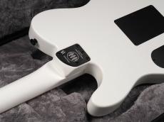 Fender LTD Jack White Triplesonic Acoustasonic Telecaster ~Satin Arctic White with Black Top~_12