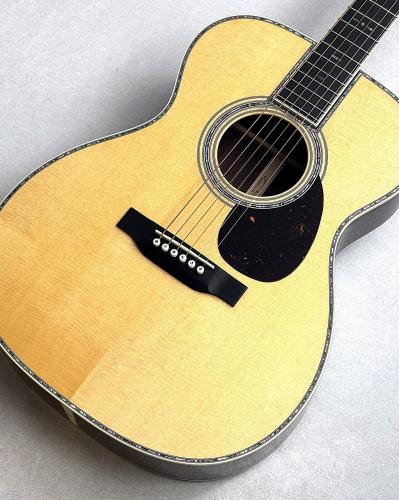 Martin 【木材の表情が魅力的な個体】 OM-42 Standard #3023300 【48回無金利】