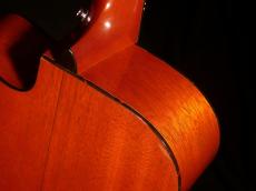 Martin OMC-18 Laurence Juber Signature Edition【アディロンダックスプルース×カッタウェイ ありそうでなかったスペック コンディション良好です! 】解説試奏動画ご覧ください。_9