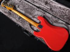 Fender Limited Edition Vintera II Road Worn '60s Precision Bass Fiesta Red_6