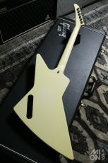Gibson Explorer Classic White 2008 w/ Seymour Duncan Pickups_9