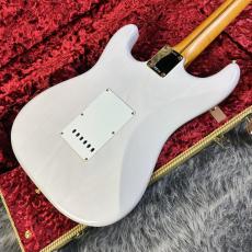 Fender Limited Edition American Vintage II 1957 Stratocaster White Blonde_7