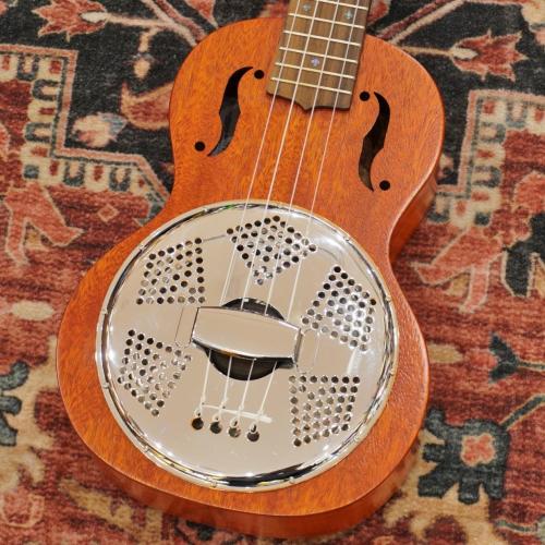 Gretsch G9112 Resonator-Ukulele with Gig Bag, Ovangkol Fingerboard, Biscuit Cone 【アウトレット特価】