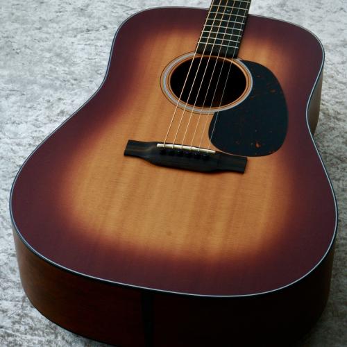 Martin D-18 Satin Ambertone 【サテン仕上げ/さらっとした質感】【2024年製】