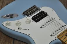 Suhr Core Line Classic S Antique HSS Sonic Blue_8