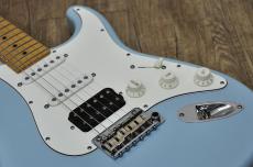 Suhr Core Line Classic S Antique HSS Sonic Blue_9
