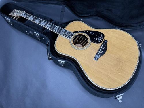 YAMAHA LL-86 Custom Special Order 2008年製 / One Owner・Premium Bear claw Top・Premium Jacaranda Side and Back・Abalone Trim・富士桜吹雪 Abalone Head Inlay and Fingerboard and Bridge and Pick-guard Inlay【With Original 