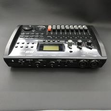 ZOOM R8_5