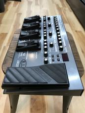 BOSS ME-80 Guitar Multiple Effects_7