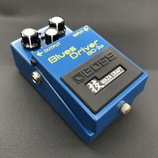 BOSS BD-2W