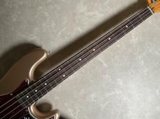 Fender AM PRO CLSC J BASSRW_4